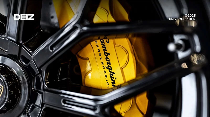 The painting of car calipers is a cool trend in the industry