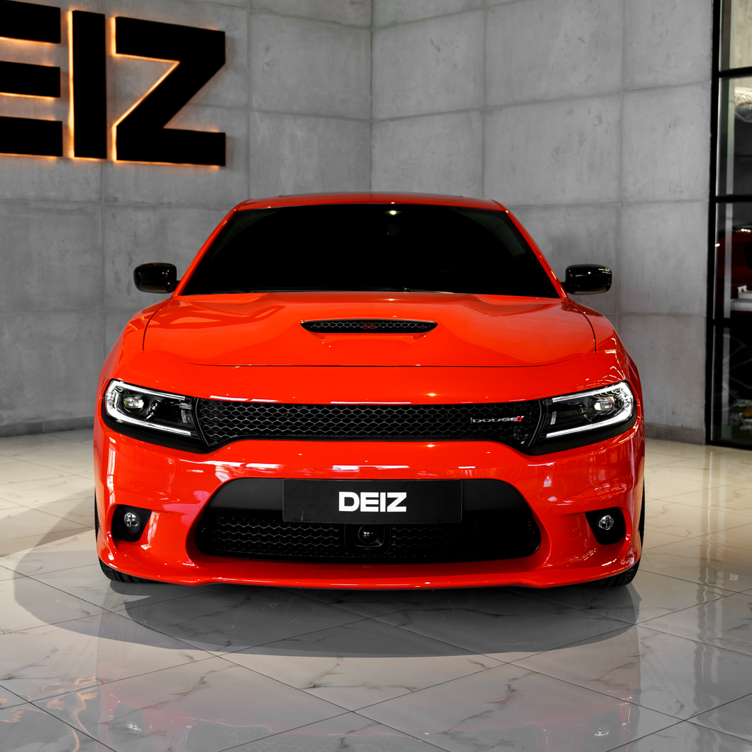 Аренда Dodge Charger 5.7 HEMI в Дубае | DEIZ CAR – прокат авто